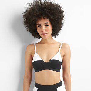 GapFit Triangle Bikini Top Black & White Small